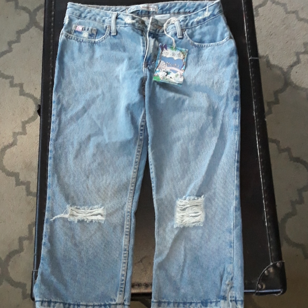 Juniors Mudd Capris